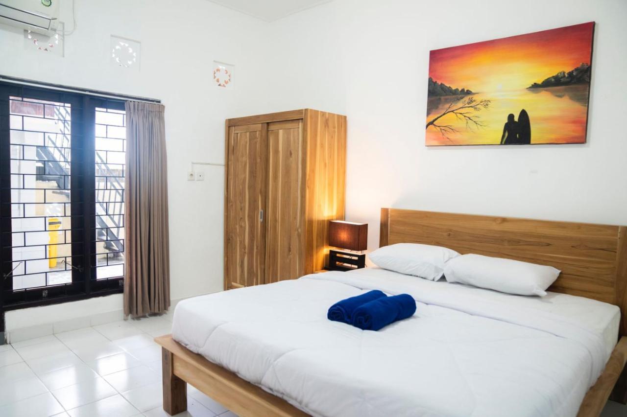 Sunrise Surf Guest House Canggu Esterno foto